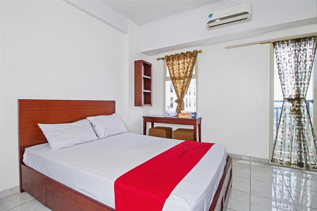 דפוק Reddoorz Apartment @ Margonda Residence מראה חיצוני תמונה