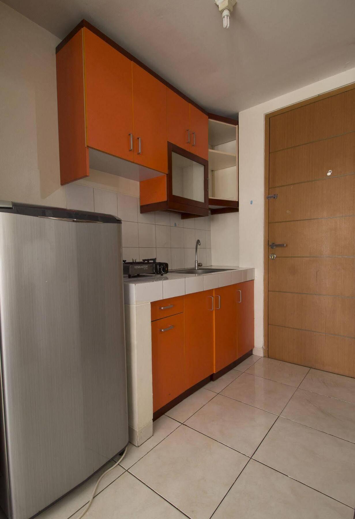 דפוק Reddoorz Apartment @ Margonda Residence מראה חיצוני תמונה